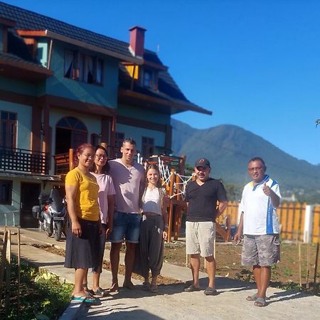 Kopa Hilltop - Family Guest Home Ruteng Ngoại thất bức ảnh