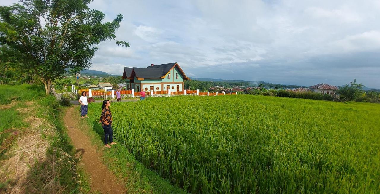 Kopa Hilltop - Family Guest Home Ruteng Ngoại thất bức ảnh