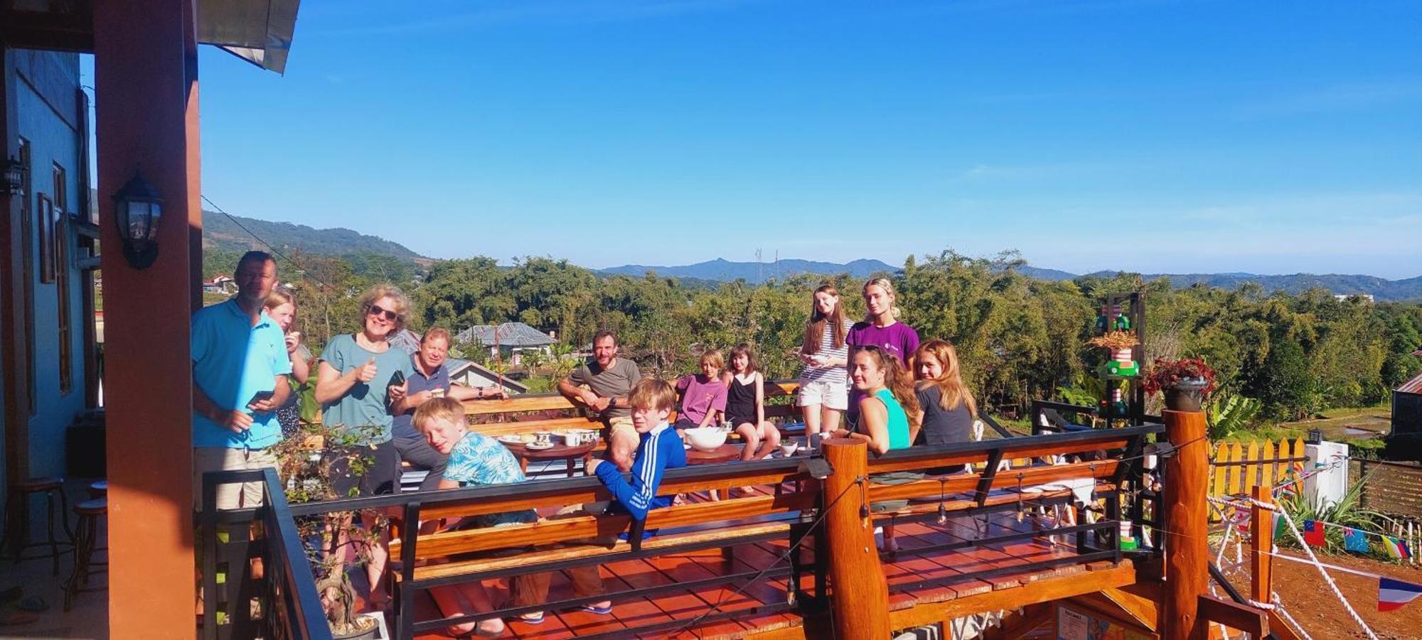 Kopa Hilltop - Family Guest Home Ruteng Ngoại thất bức ảnh