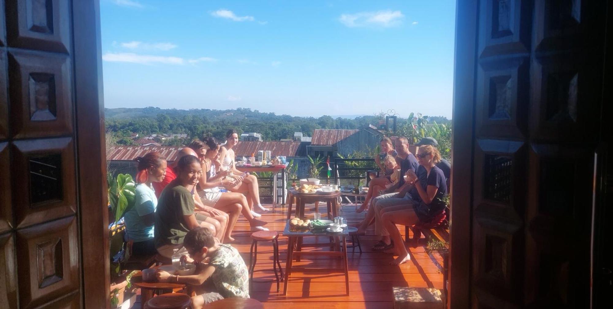 Kopa Hilltop - Family Guest Home Ruteng Ngoại thất bức ảnh