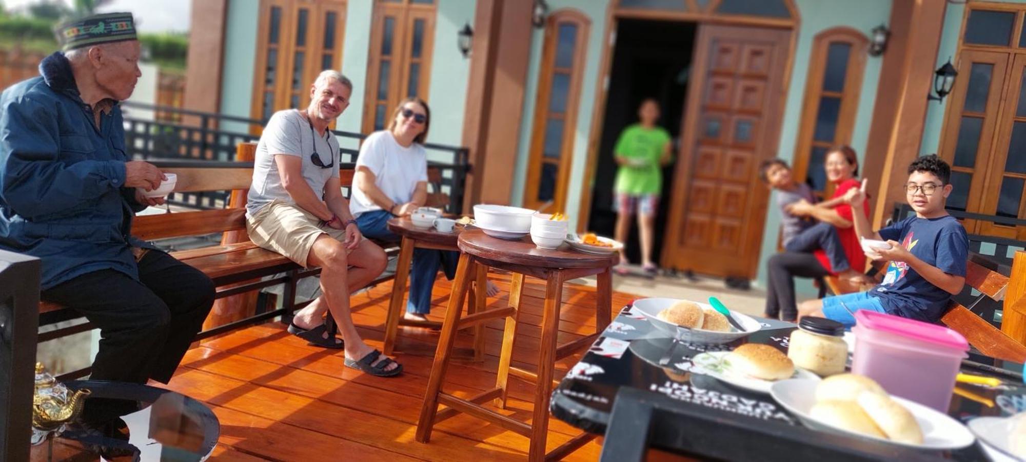 Kopa Hilltop - Family Guest Home Ruteng Ngoại thất bức ảnh