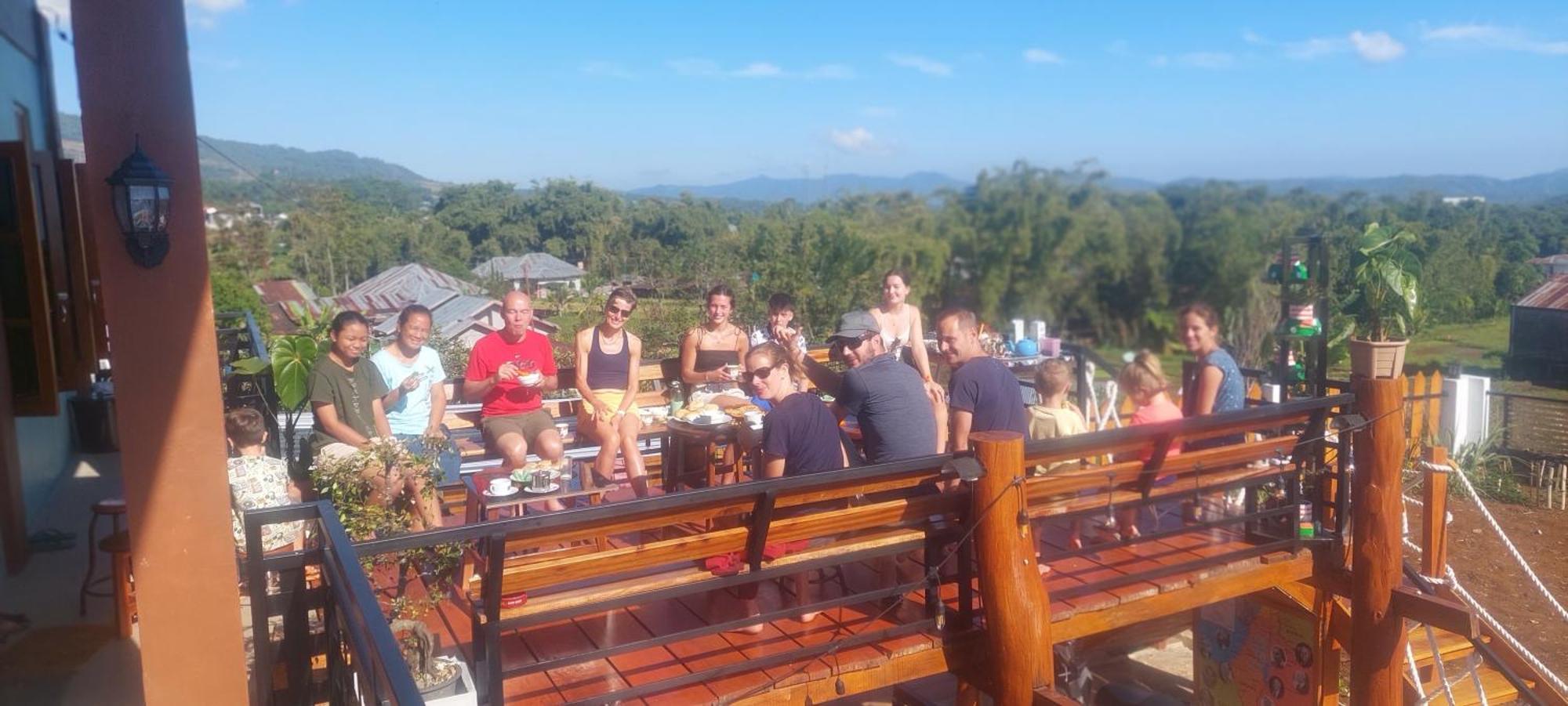 Kopa Hilltop - Family Guest Home Ruteng Ngoại thất bức ảnh